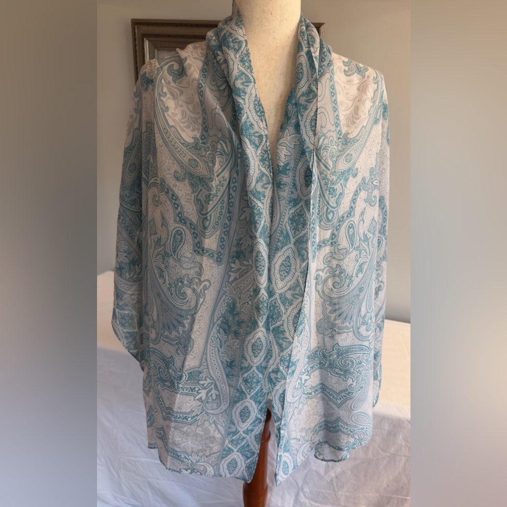 Blue and White Cotton Paisley Scarf 36” x 26”